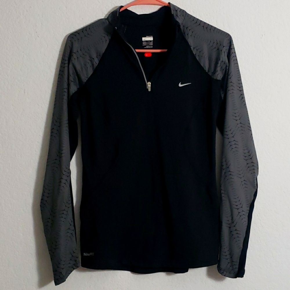 Nike Fit Dry Quarter Zip